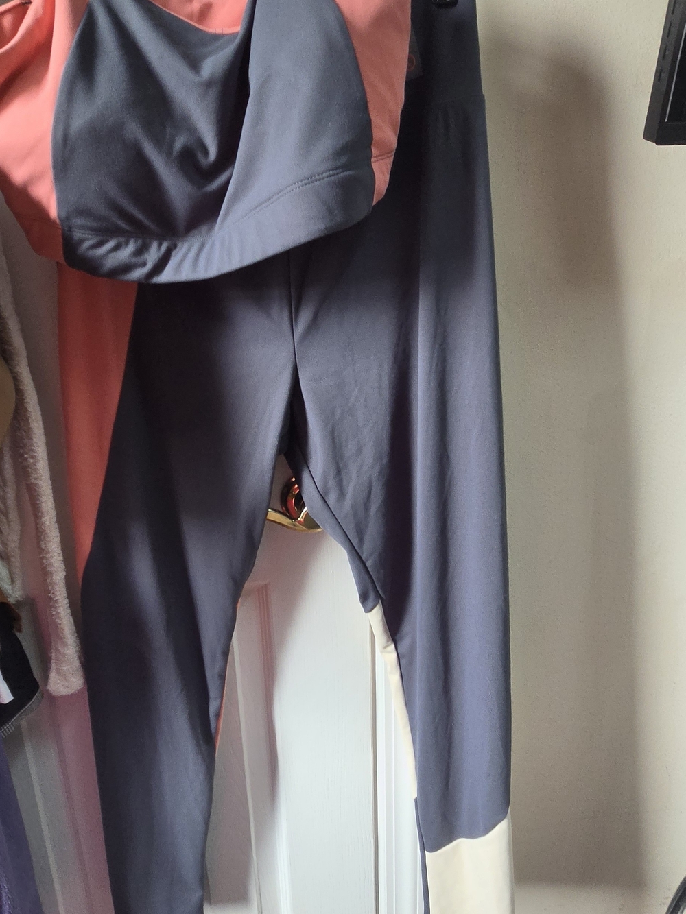 Primark Women's Colorblock Active Leggings - Gray & Coral And Sports Bra